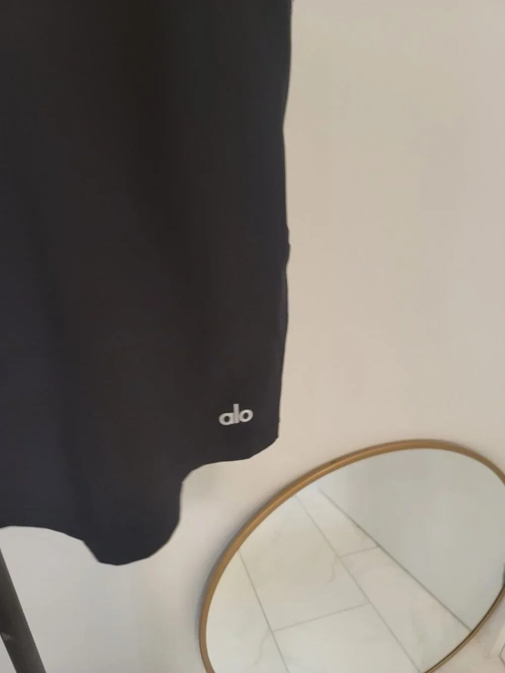 ALO Yoga title alo